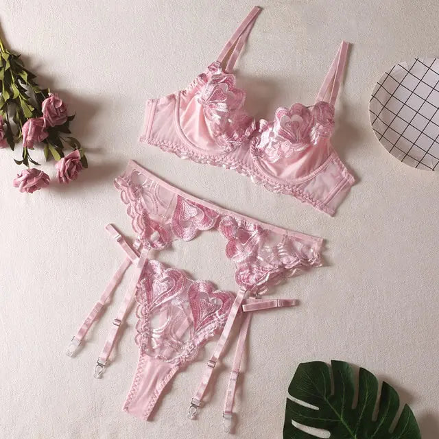 Sexy Heart Embroidered Underwear Set