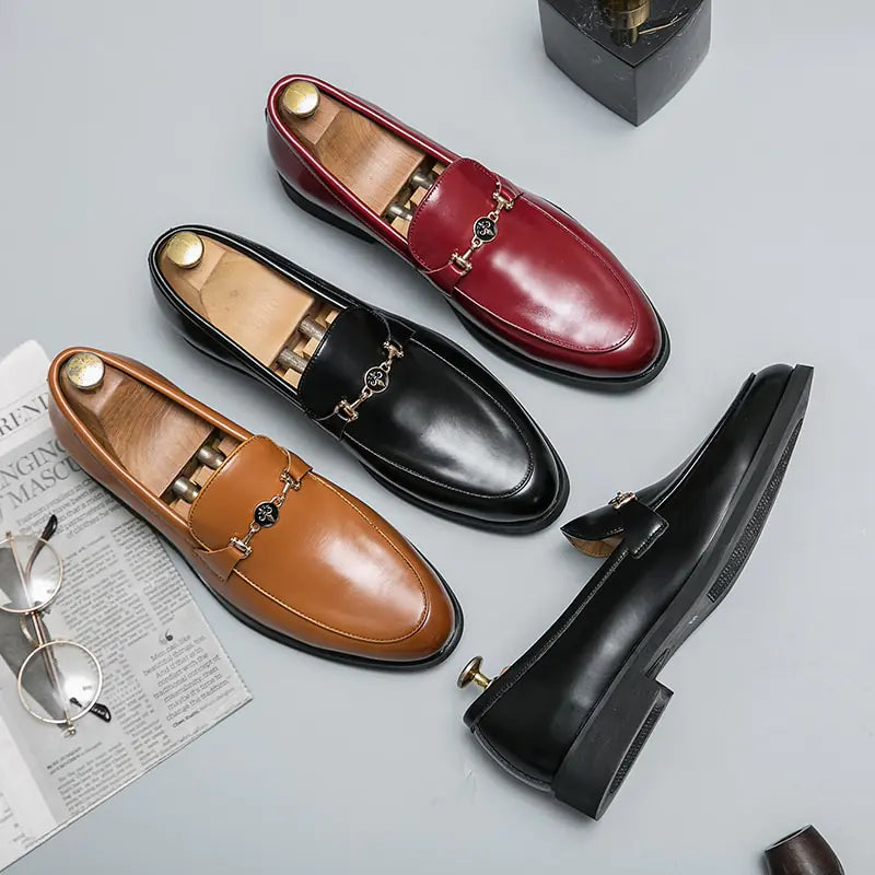 Step Up in Style with Men’s Classic Metal Chain Loafers