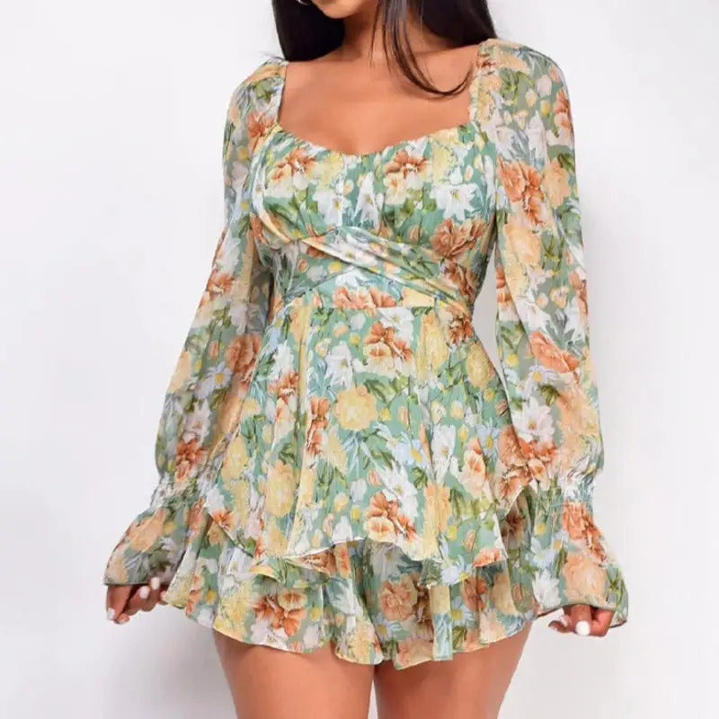 Long-Sleeve Square Collar Floral Romper: Effortless Chic for Any Occasion